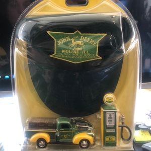 John Deere Nostalgic Gift Set